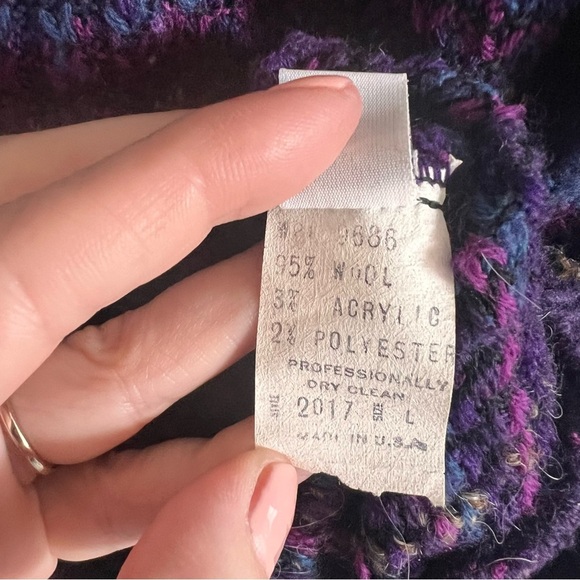 Vintage Pendleton Purple Striped Women's Wool Cardigan  Sweater - Picture 3 of 5